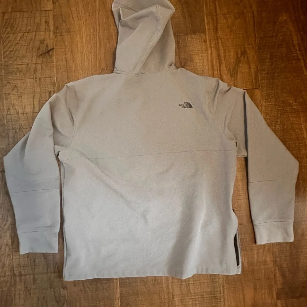The North Face Tekno Ridge Men’s 1/4 Zip Pullover Activewear